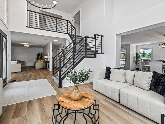 3rd image of 52304 Range Rd #233-36