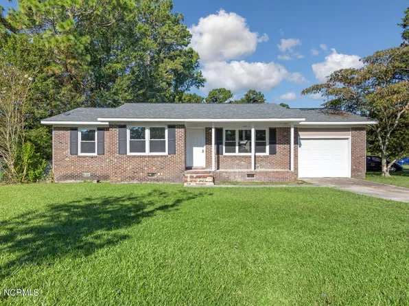 510 Lakewood Drive, Jacksonville, NC 28546