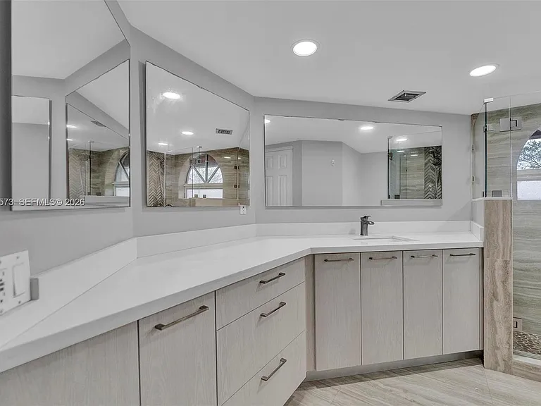 15575 Miami Lakeway N #305 — Photo 16