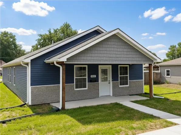 902 Morgan St, Saint Joseph, MO 64504