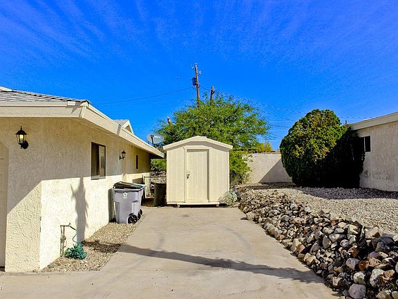 5th image of 2759 Daytona Ave