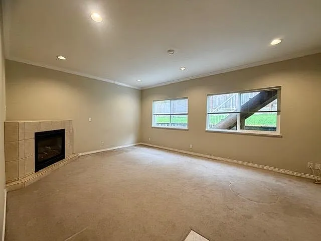 317 Avalon Dr photo 1