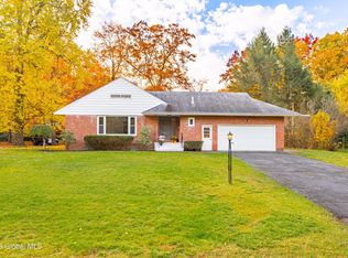 848 Londonderry Rd, Schenectady, NY 12309