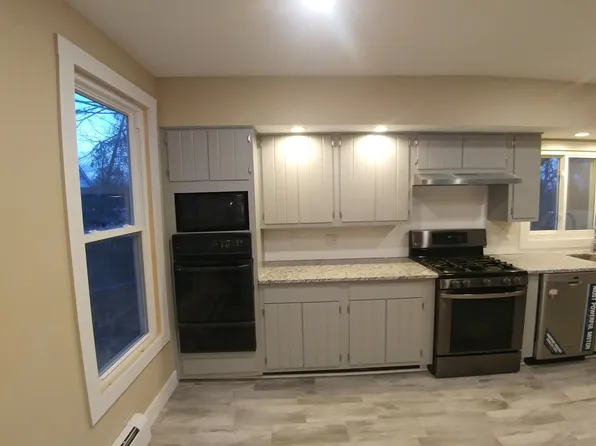 28 Elm St, Geneseo, NY 14454