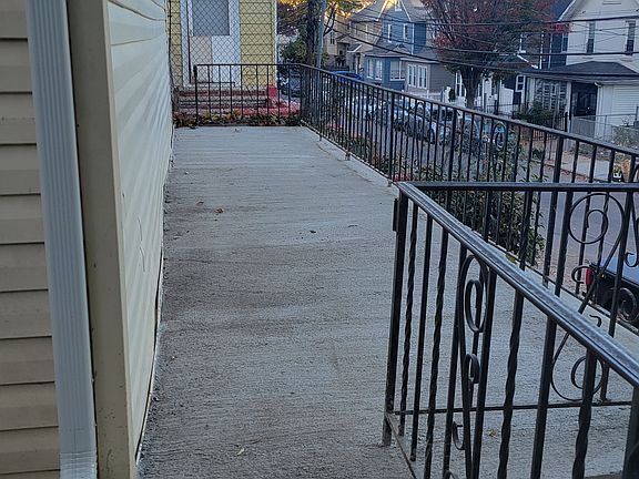 Front deck