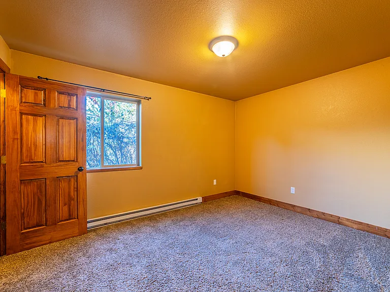916 Saint Joe St — Photo 3