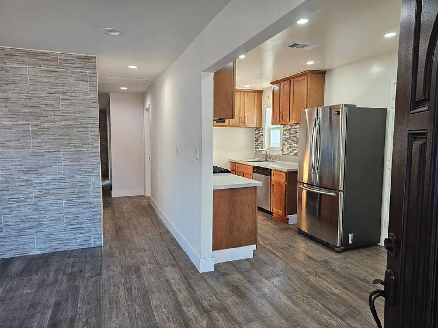 Fabulous 4 Bedroom In Milpitas — Photo 2
