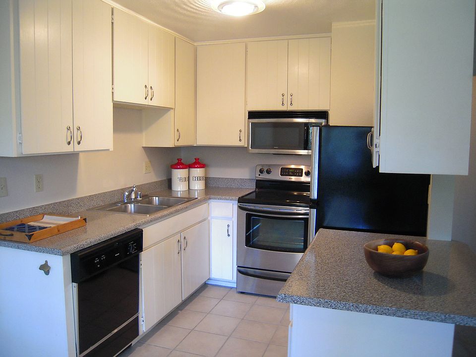Kitchen with Stainless Steel Appliances