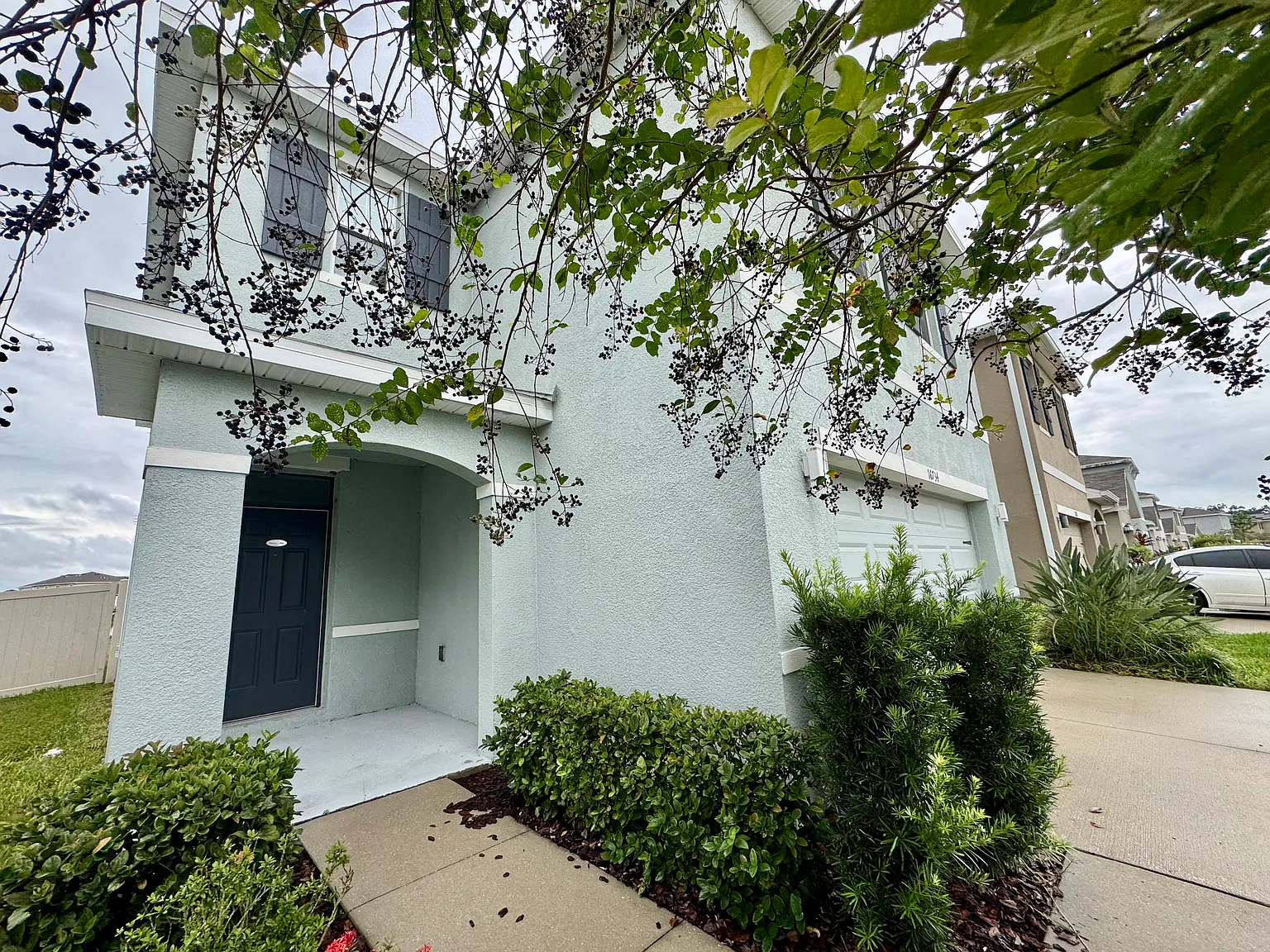 4 bed, 2.5 bath, 2324 sqft, $2,650 — Photo 4
