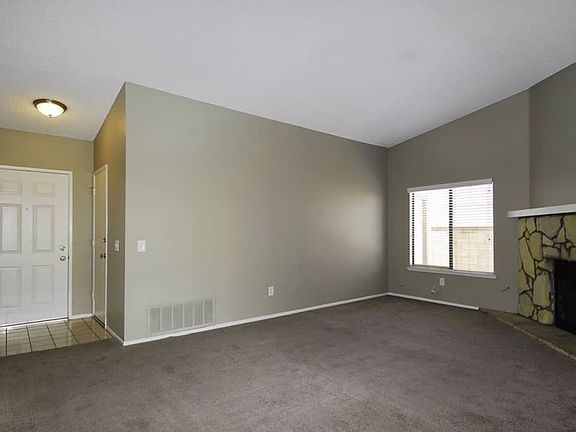 3rd image of 2378 W Chatka Ln