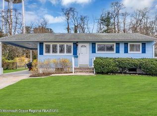 18 Long Dr, South Toms River, NJ 08757