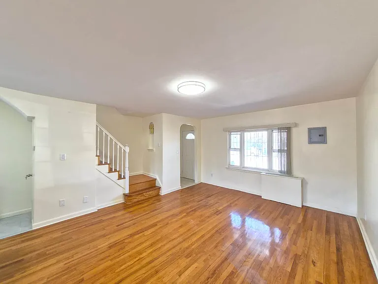 2152 Ford St — Photo 12
