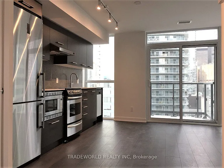 87 Peter St #1513 — Photo 5