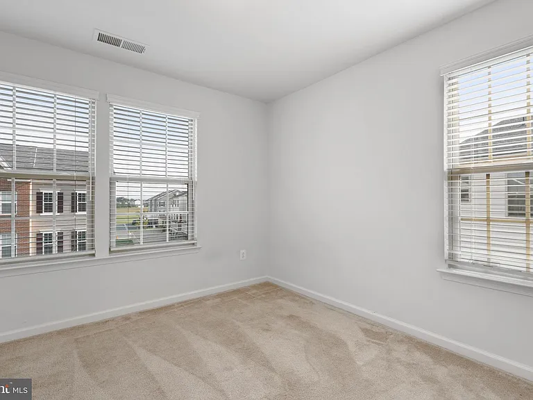 6252 Alexa St — Photo 20
