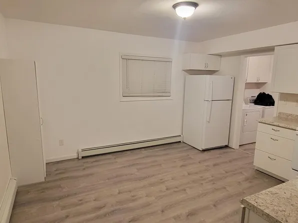 2306 W 45th Ave #C, Anchorage, AK 99517