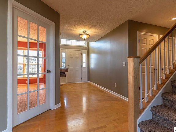 3rd image of 1065 Foxborough Dr