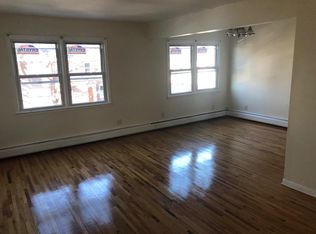 150-50 20th Rd, Flushing, NY 11357