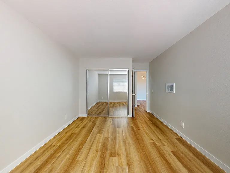 14709 S Budlong Ave — Photo 36
