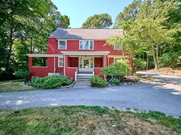 32 Florence St, Natick, MA 01760