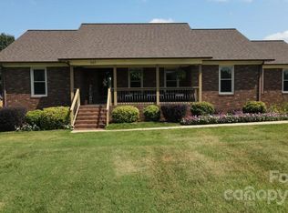 937 Bethel Church Rd, Lincolnton, NC 28092