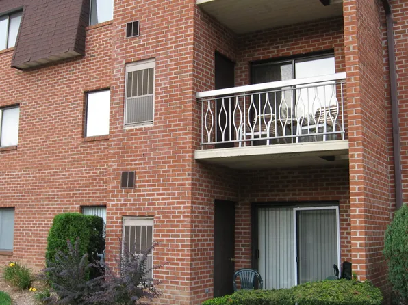 732 Kennedy Dr, Spring Valley, NY 10977