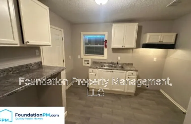 2601 Dakar Ave — Photo 5