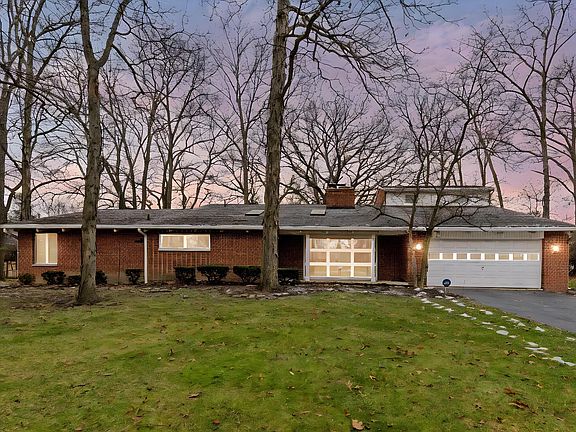 3rd image of 6637 Merwin Rd