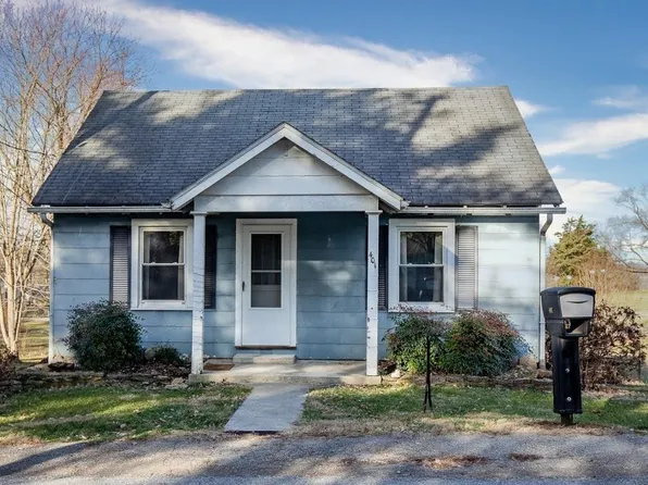 401 N Winter St, Midway, KY 40347