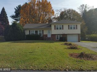 15474 Orchard Ave, Blue Ridge Summit, PA 17214