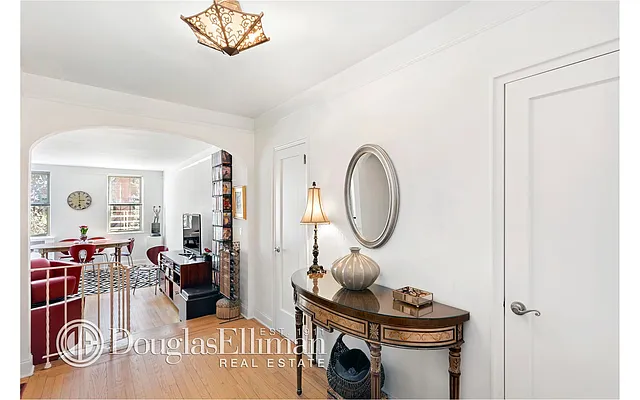 Sold by Douglas Elliman | media 14