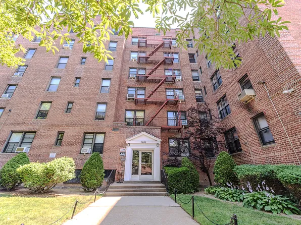 2685 East Seventh Street image 1 of 14