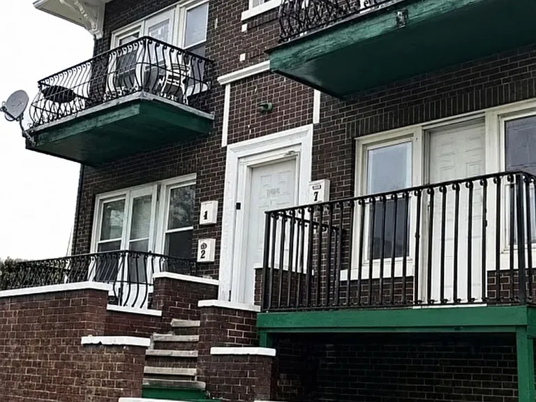 1721 Allandale Ave #3 — Photo 1