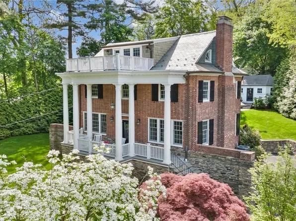18 Avon Road, Bronxville, NY 10708