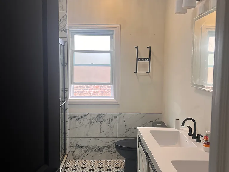 5422 W Jackson Blvd #2 — Photo 13