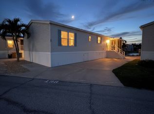 198 Tuscarora Trl, Fort Myers Beach, FL 33931