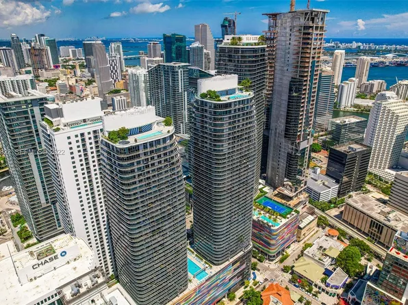 49 SW 9th St #9, Miami, FL 33130