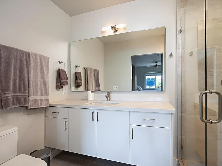 3047 Keats St — Photo 16
