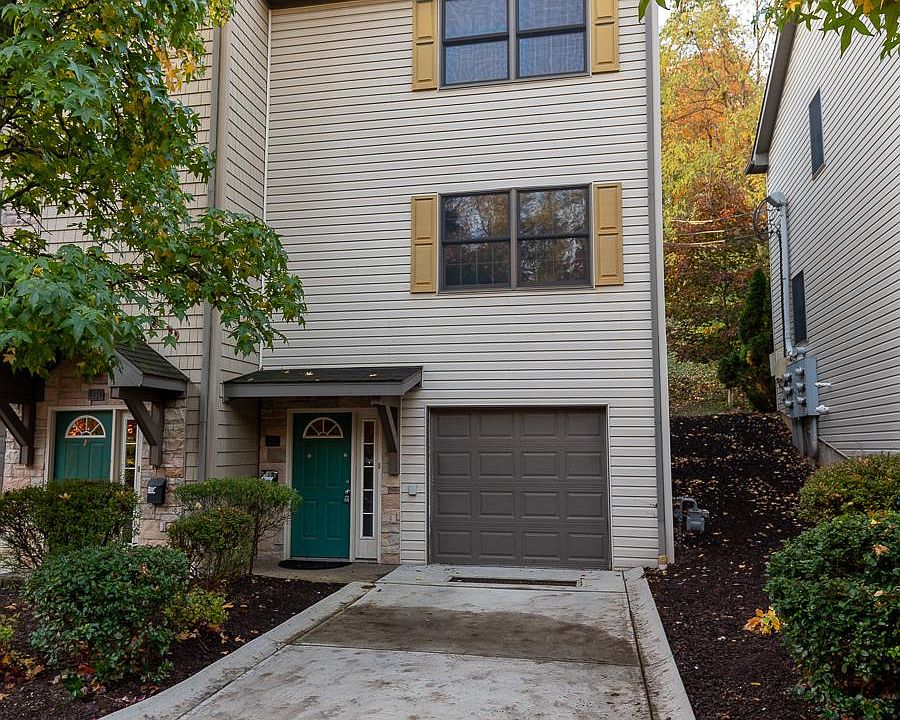 1st image of 127 Banksville Pl
