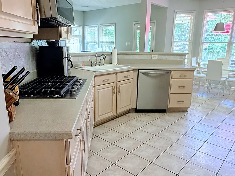 3772 Piper Bay Ln — Photo 6