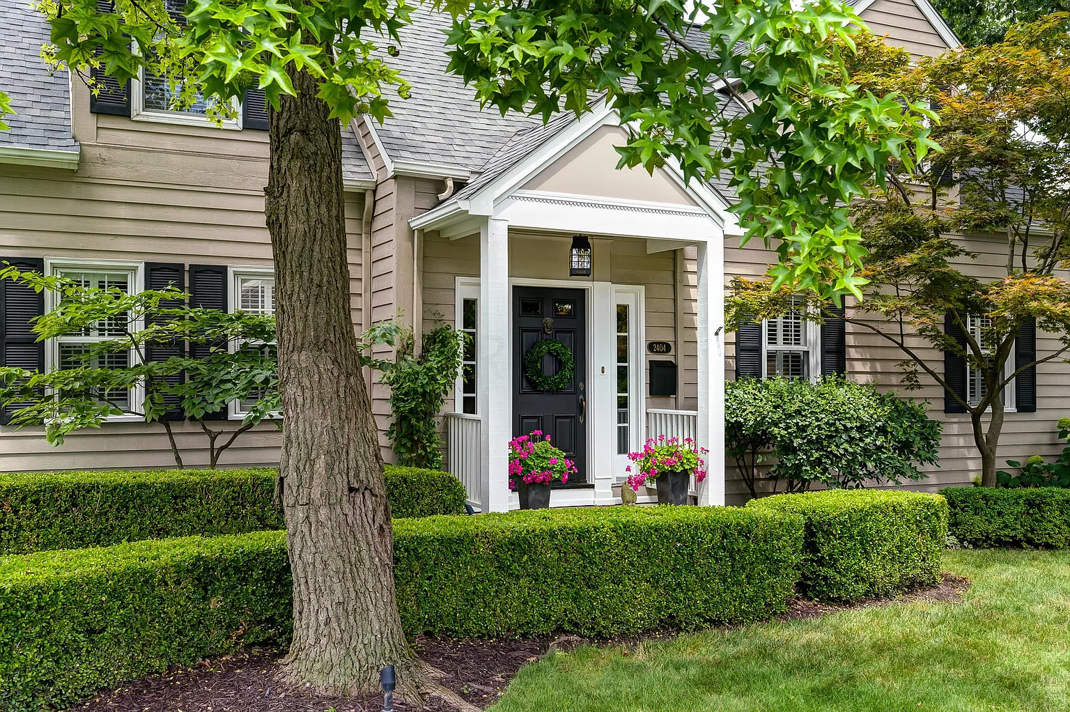 2404 Abington Rd photo 1