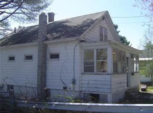 245 Sladen St, Dracut, MA 01826