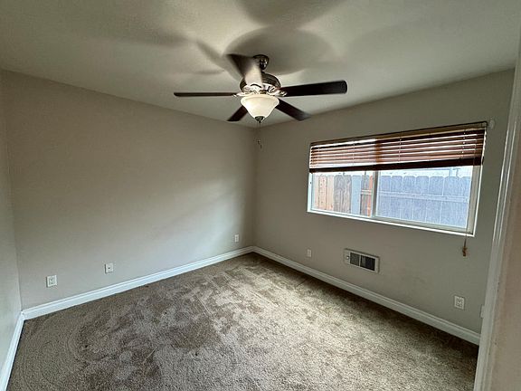 3rd image of 800 N Mollison Ave Unit 7