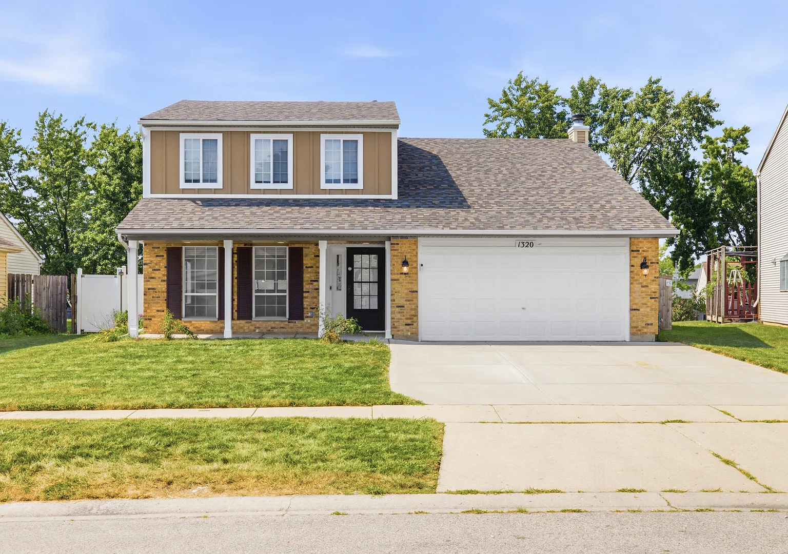 3 bed, 2.5 bath, 1738 sqft, $3,200 — Photo 1