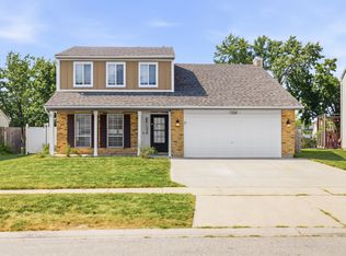 1320 Burns Dr, Elgin, IL 60120
