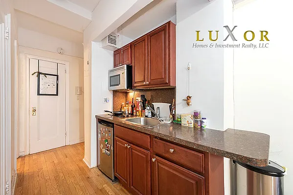 Rented by Luxor Homes & Investment Realty | media 21