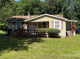 910 Absher Rd, Statesville, NC 28625