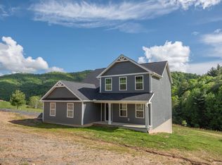 369 River Watch Trl, Laurel Springs, NC 28644