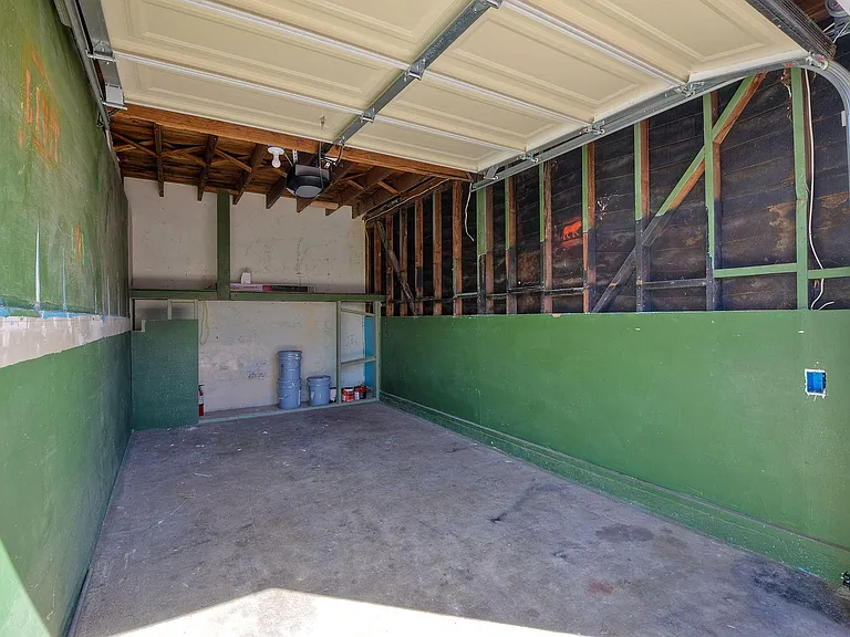 1611 S Myers St — Photo 26