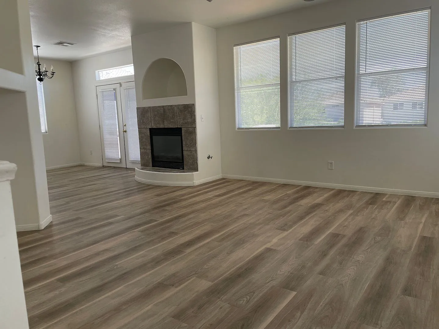 2 bed 2.5 bath in Southern Highlands — Photo 4