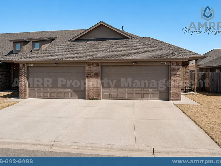 5521 Lehigh St — Photo 1